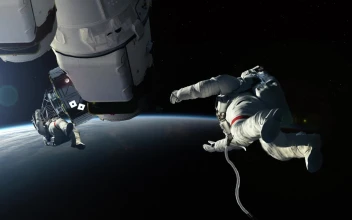 Astronaut 019 Lively Wallpaper