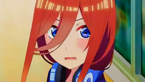 Miku Nakano Live Wallpaper - Free Live Wallpaper