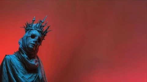 Dark Crown Mask Figure 4K Live Wallpaper - Free Live Wallpaper