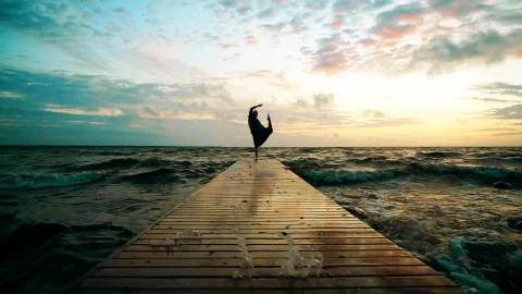 On The bridge HD Live Wallpaper - Free Live Wallpaper