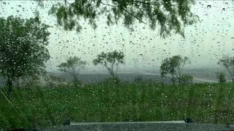 Rain on Window Relax Live Wlallpaper - Free Live Wallpaper
