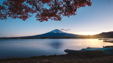 Mt. Fuji Japan Animated Desktop - Free Live Wallpaper