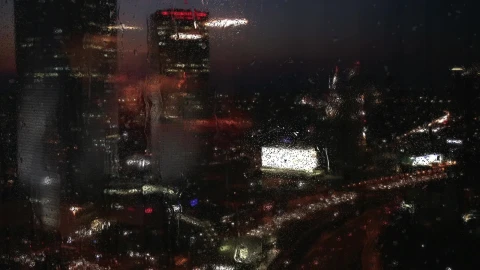 PC Rain on Window 2K Live Wallpaper Free - Free Live Wallpaper