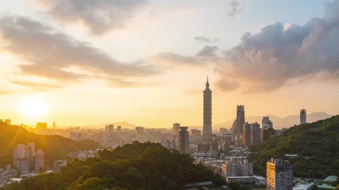 Skyscrapers 80724 Free Stock Video - Free Live Wallpaper