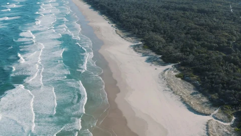 Waves 70796 Free Stock Video - Free Live Wallpaper