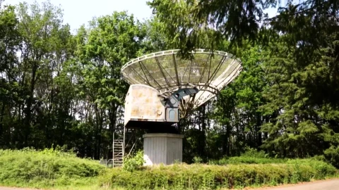 Stock Video Abandoned Antenna In The Middle Of Nature Live Wallpaper for PC - Free Live Wallpaper