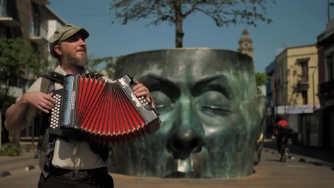 Stock Video Accordionist Playing A Song In The Street Live Wallpaper for PC - Free Live Wallpaper
