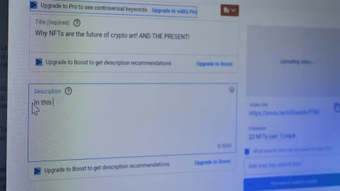 Stock Video Adding A Video Description When Uploading It To Youtube Live Wallpaper for PC - Free Live Wallpaper