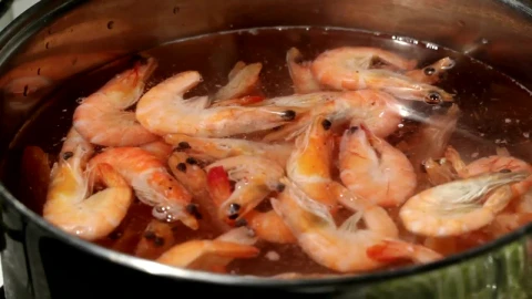 Stock Video Adding Shrimp To A Pan Live Wallpaper for PC - Free Live Wallpaper