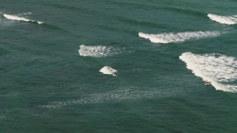 Stock Video Aerial View Of The Waves In The Ocean Live Wallpaper for PC - Free Live Wallpaper