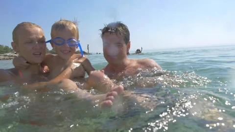 Stock Video Bathing In A Calm Ocean Live Wallpaper For PC - Free Live Wallpaper