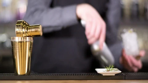Stock Video Bartender Preparing A Cocktail Live Wallpaper For PC - Free Live Wallpaper