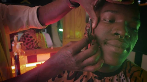 Stock Video Barber Shaving A Mans Face With A Razor Live Wallpaper For PC - Free Live Wallpaper