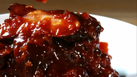 Stock Video Barbecue Sauce Falling In Slow Motion Live Wallpaper For PC - Free Live Wallpaper