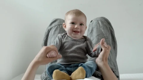 Stock Video Baby On The Belly Of His Mother Plays And Smiles Live Wallpaper For PC - Free Live Wallpaper