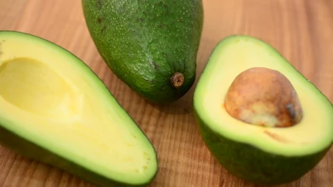 Stock Video Avocados Spinning On A Kitchen Table Live Wallpaper For PC - Free Live Wallpaper