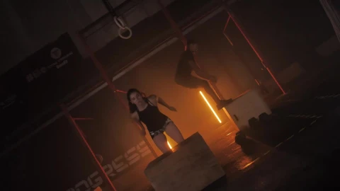 Stock Video Athletic Couple In Functional Training Live Wallpaper For PC - Free Live Wallpaper
