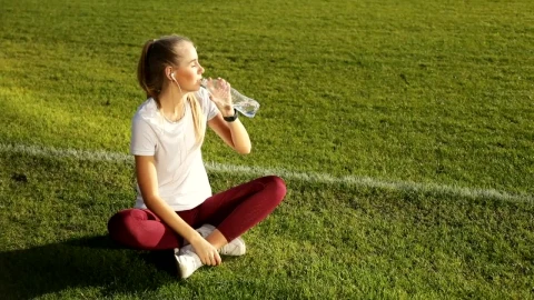 Stock Video Athlete Woman Drinking Water And Resting Live Wallpaper For PC - Free Live Wallpaper
