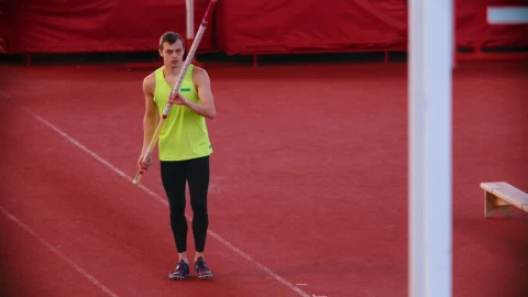 Stock Video Athlete Running And Pole Vaulting Live Wallpaper For PC - Free Live Wallpaper