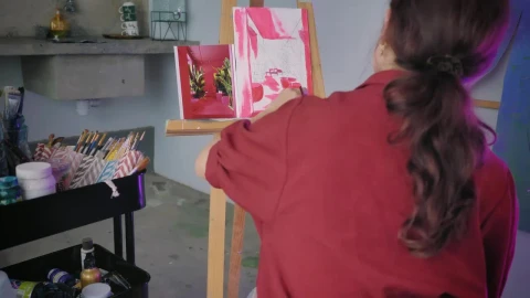 Stock Video Artist Painting A Picture In An Artistic Workshop Live Wallpaper For PC - Free Live Wallpaper