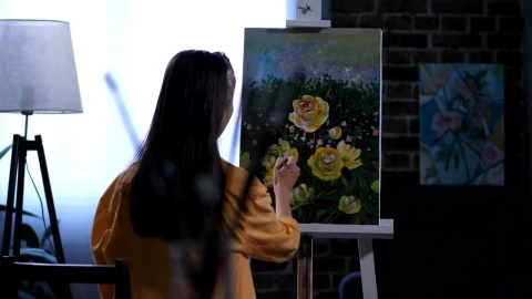 Stock Video Artist Adding The Final Details To Her Painting Live Wallpaper For PC - Free Live Wallpaper