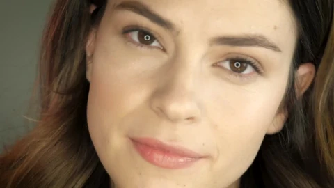 Stock Video Applying Makeup Live Wallpaper For PC - Free Live Wallpaper