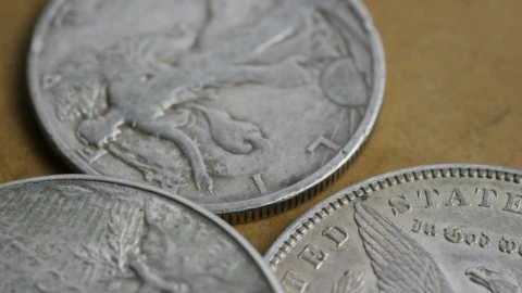 Stock Video Antique American Coins Rotating Live Wallpaper For PC - Free Live Wallpaper