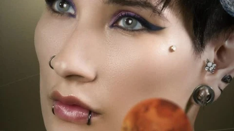 Stock Video Animated Photograph Of Planets Orbiting A Woman Live Wallpaper For PC - Free Live Wallpaper