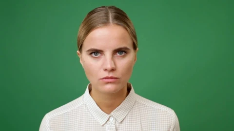 Stock Video Angry Woman Looking At The Camera Live Wallpaper For PC - Free Live Wallpaper