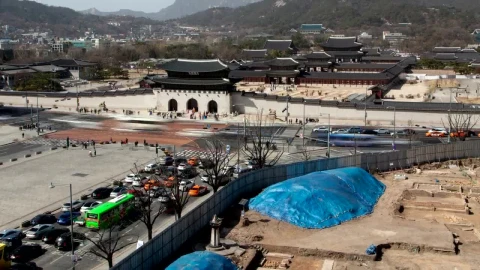 Stock Video Ancient Korean Palace And The Traffic Road Live Wallpaper For PC - Free Live Wallpaper