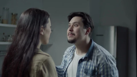 Stock Video An Upset Couple Arguing Live Wallpaper For PC - Free Live Wallpaper