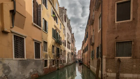 Stock Video An Empty Canal In Venice Live Wallpaper For PC - Free Live Wallpaper