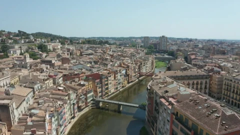 Stock Video Along The River Onyar Live Wallpaper For PC - Free Live Wallpaper