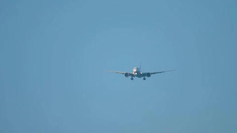 Stock Video Airplane Flying In The Blue Sky Live Wallpaper For PC - Free Live Wallpaper