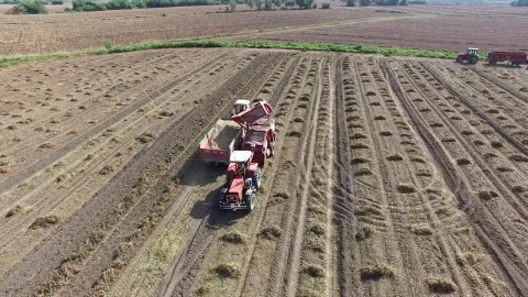 Stock Video Agricultural Vehicles Working In The Field Live Wallpaper For PC - Free Live Wallpaper