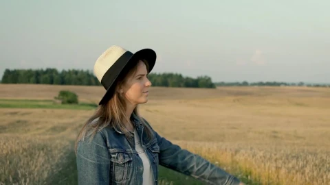 Stock Video A Young Woman Saying Goodbye Live Wallpaper For PC - Free Live Wallpaper