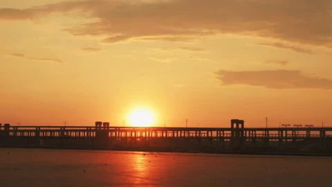 Stock Video A Woman Silhouette Skating In Sunset Live Wallpaper For PC - Free Live Wallpaper