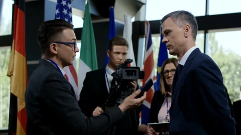 Stock Video A Politician In An International Interview Live Wallpaper For PC - Free Live Wallpaper