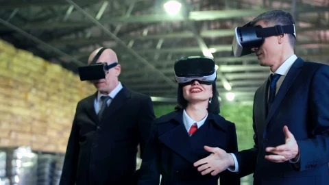 Stock Video Business People Using Vr Headsets In The Warehouse Live Wallpaper For PC - Free Live Wallpaper