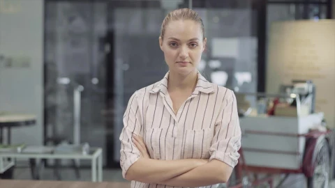 Stock Video Business Entrepreneur Woman Smiling Portrait Live Wallpaper For PC - Free Live Wallpaper