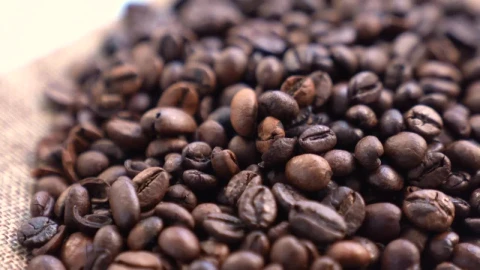 Stock Video Bunch Of Coffee Beans Rotating Live Wallpaper For PC - Free Live Wallpaper