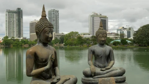 Stock Video Buddhism Statues In A Lake Live Wallpaper For PC - Free Live Wallpaper