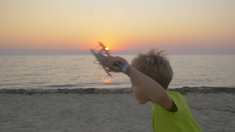 Stock Video Boy Running With A Toy Plane Live Wallpaper For PC - Free Live Wallpaper