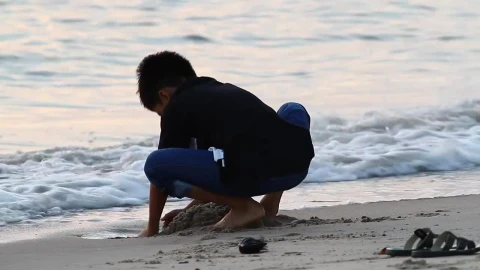 Stock Video Boy Playing In The Sand Live Wallpaper For PC - Free Live Wallpaper