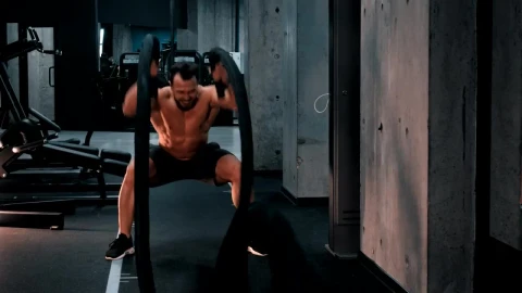 Stock Video Bodybuilder Moving Ropes With Effort Live Wallpaper For PC - Free Live Wallpaper