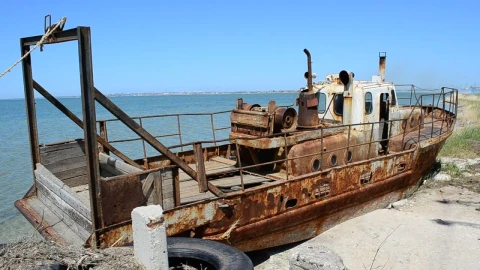 Stock Video Boat Left To Rust Live Wallpaper For PC - Free Live Wallpaper