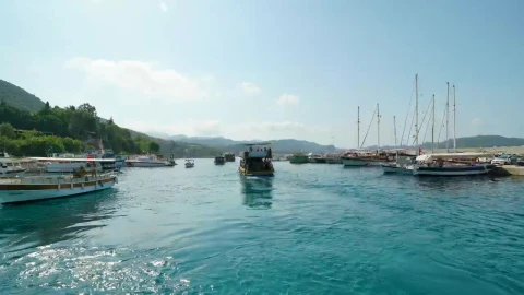 Stock Video Boat Leaving The Harbor Into The Ocean Live Wallpaper For PC - Free Live Wallpaper