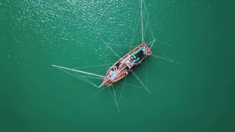 Stock Video Boat In The Middle Of The Sea Seen From Top Live Wallpaper For PC - Free Live Wallpaper