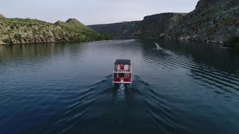 Stock Video Boat Heading Down A Cool River Live Wallpaper For PC - Free Live Wallpaper