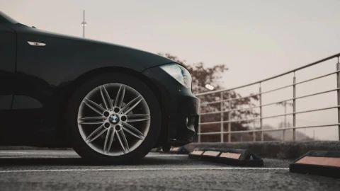 Stock Video Bmw In A Parking Lot Live Wallpaper For PC - Free Live Wallpaper